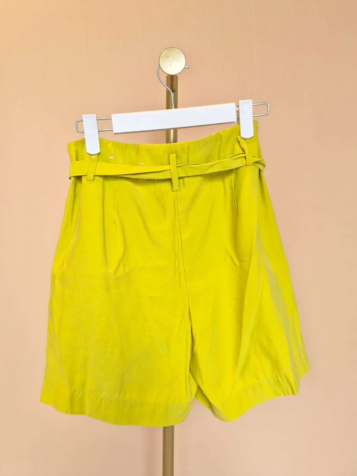 Ann Taylor Factory Chartreuse Belted Shorts – Size XS