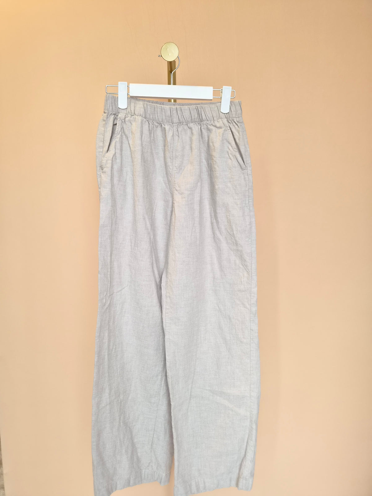 UNIQLO Beige Cotton Wide-Leg Pants – Size M