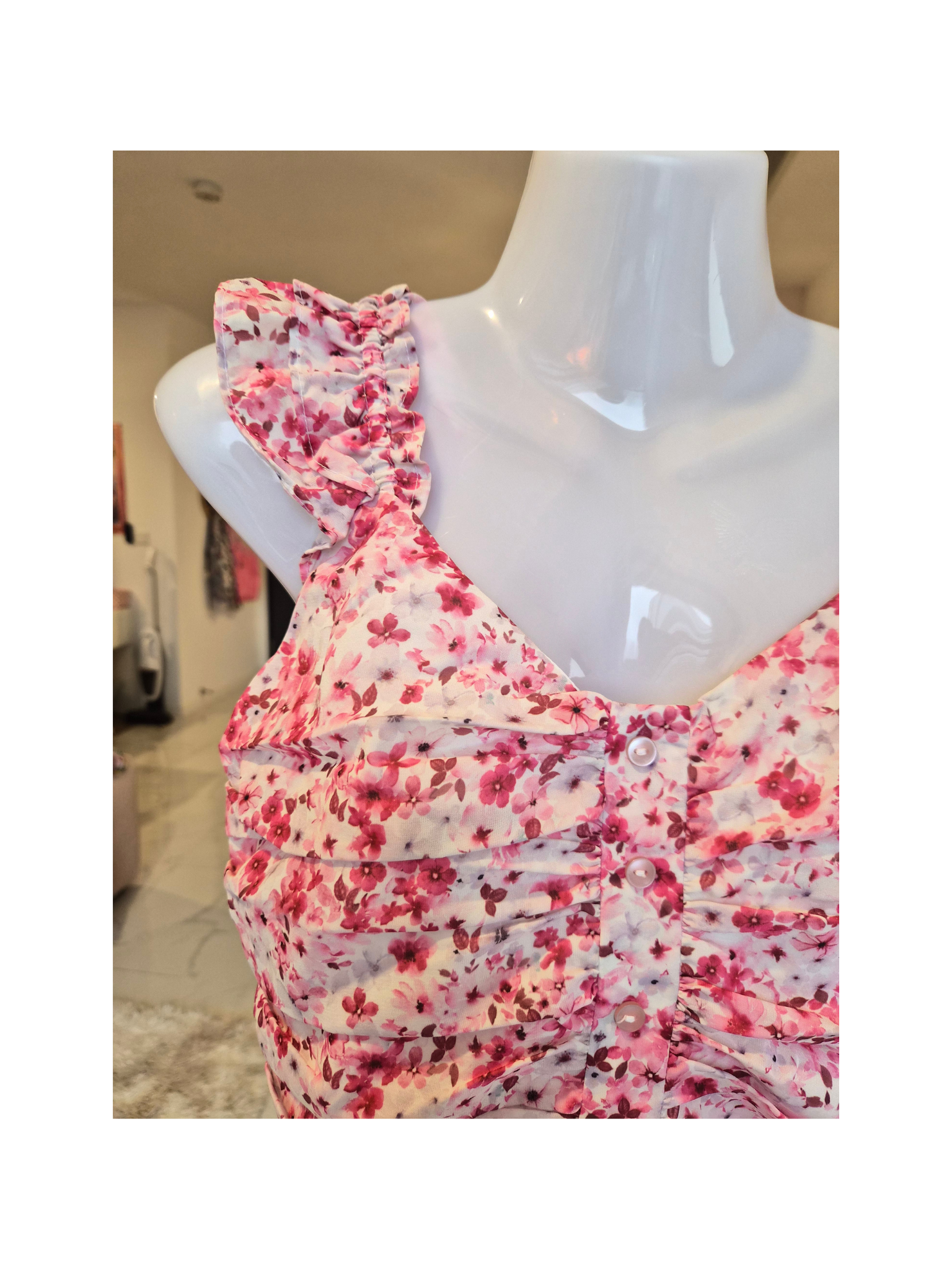 Faballey Pink Floral Ruched Crop Top – Size XS