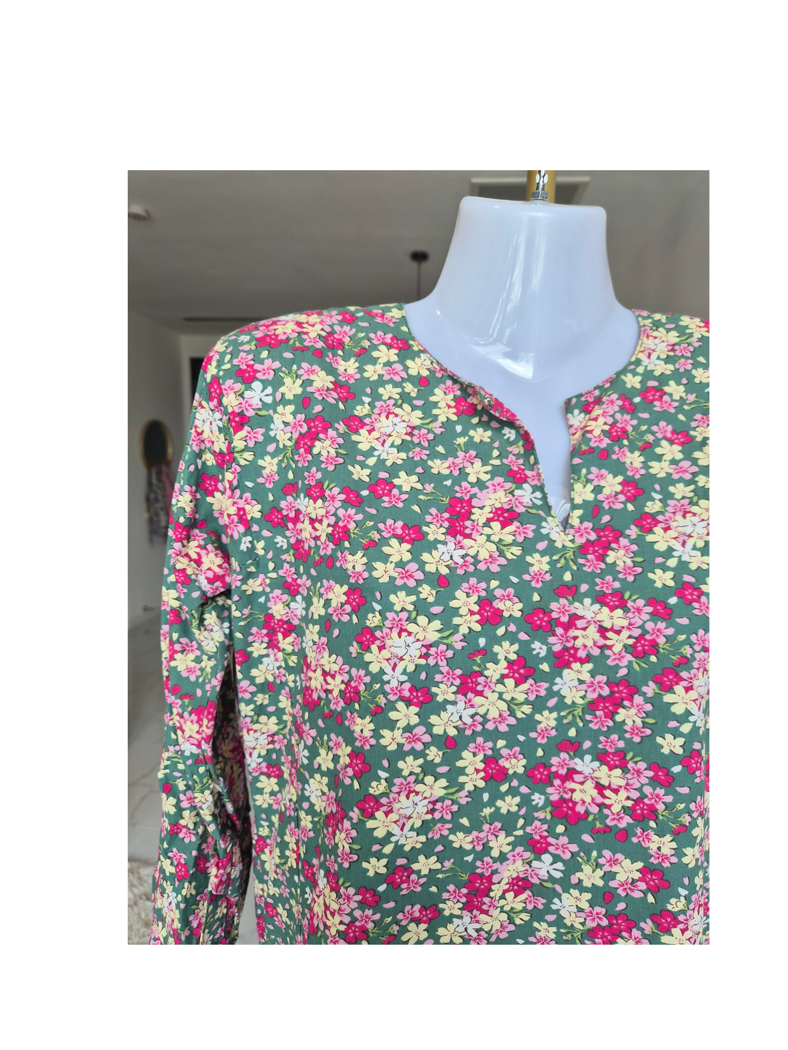 Pure Glamour Floral Baju Kurung Set – Size 38 (Approx. M)